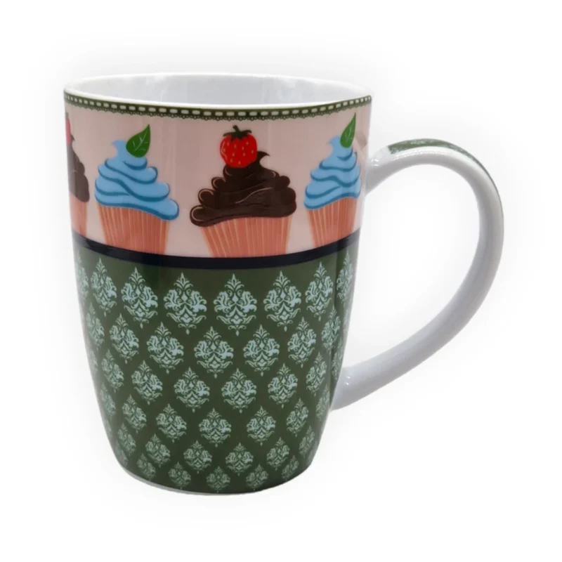 Porslinsmugg med cupcakes. Muggen har måtten 11x8,5 cm (hxdia). Tål mikro och maskindisk.