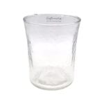 Dricksglas från HD Collection. Varje glas är unikt då det är en hantverksprodukt tillverkad av återvunnet glas. Rymmer 40 cl.