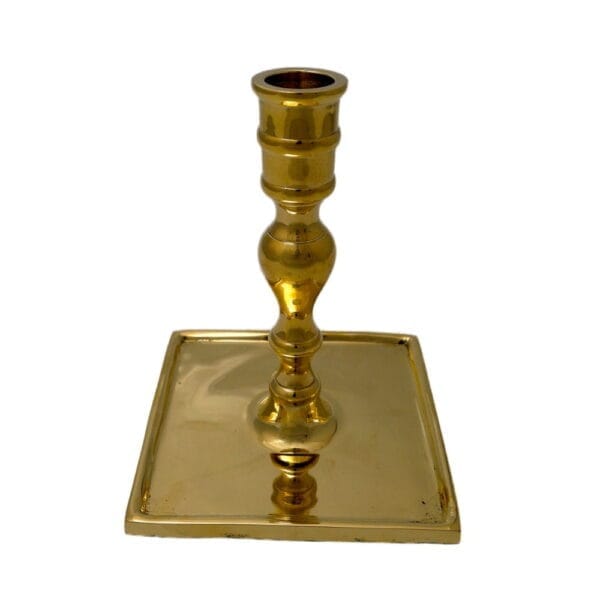 Ljusstake i mässing svensk barockmodell från 1600-talets slut H 15 cm