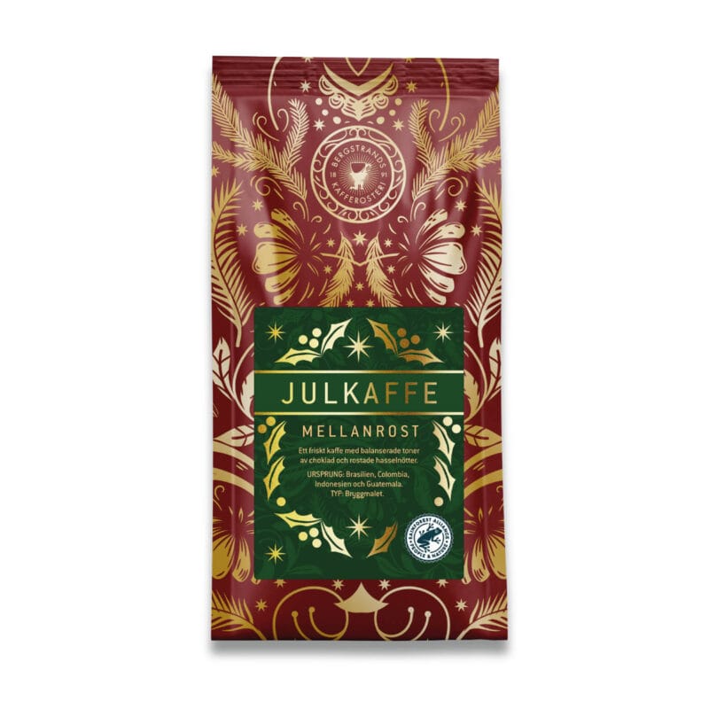 Årets julkaffe från Bergstrands Kafferosteri är perfekt att servera till alla julens kalas. Förpackningen innehåller 250 gram bryggmalet kaffe.