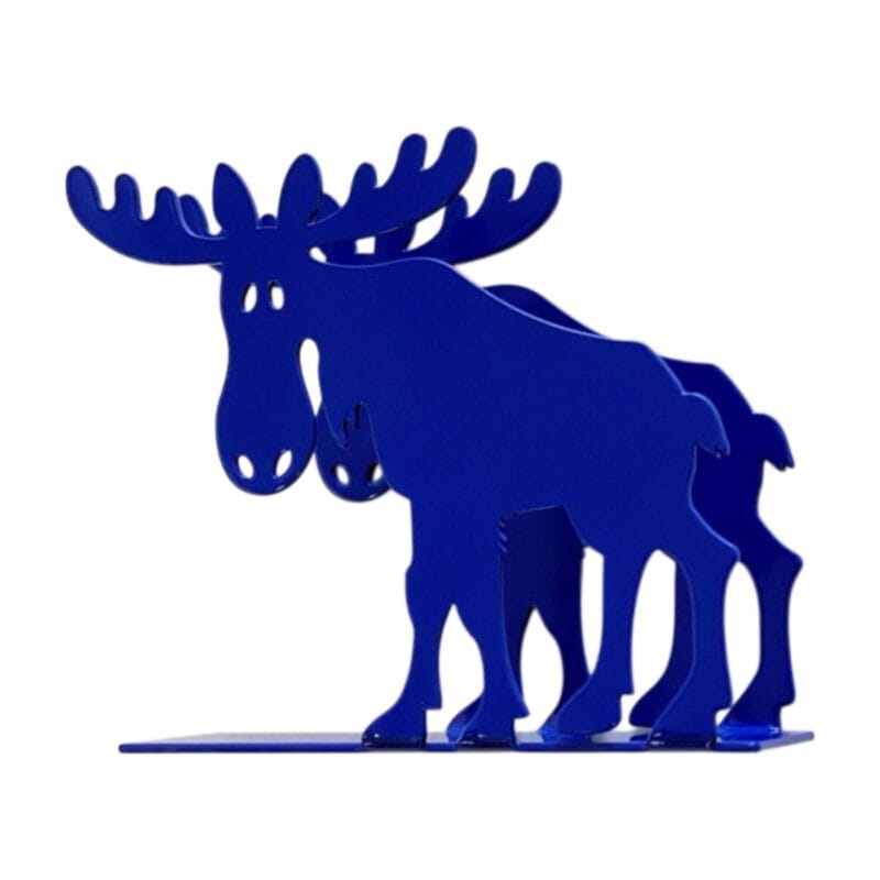 Servettställ i metall i form av en älg. Dekorativt på bordet och praktiskt med servetter nära till hands. Mått 11x9,5x3,5 cm (lxhxd).