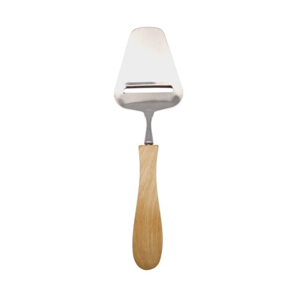 Osthyvel med handtag i oljad al som kombinerar naturlig träkänsla med en klassisk och funktionell design. Hantverk från Rättvik Sverige.